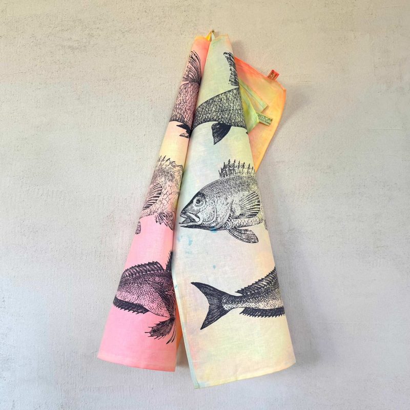 Frohstoff Atelier Geschirrtücher aus Halbleinen mit dem Fischtrio als Motiv