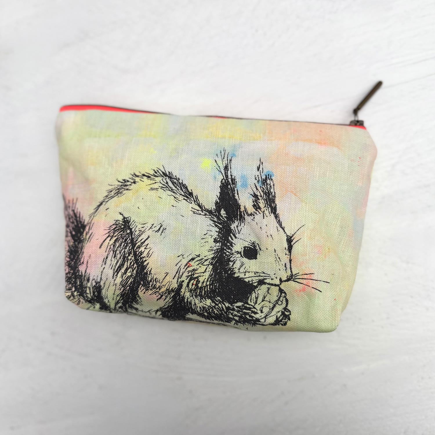 Frohstoff Atelier Etui mit dem Motiv Eichhörnchen