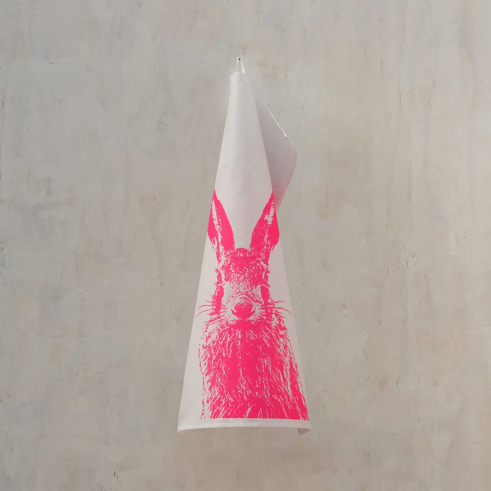 Frohstoff Geschirrtuch mit dem Siebdruckmotiv Feldhase in neonpink.