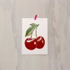 Frohstoff Postkarte mit dem Motiv Kirsche in Irisdruck.